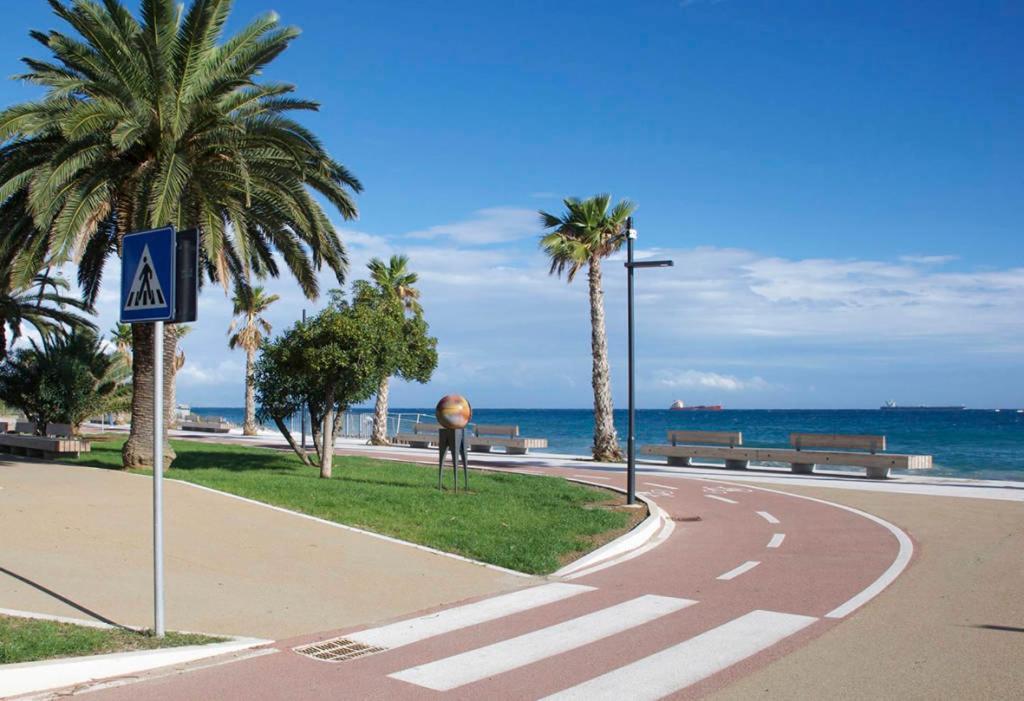Lamberti Beach Apartment - 150 M From The Sea - Just Renewed - Wifi Savona Exterior photo
